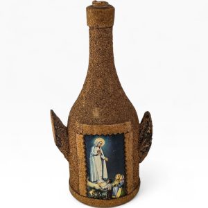🍾 Garrafa Decorativa Religiosa Cortiça – Nossa Senhora de Fátima – 26 cm